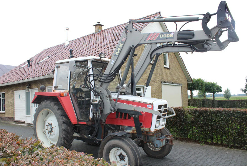 Steyr 8080 met voorlader - Farm tractor: picture 1 Steyr 8080 met voorlader - Farm tractor: picture 1