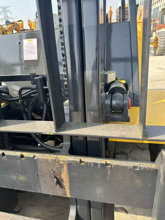 7ton Forklift Used Komatsu FD70 Forklift on Sale in Hefei City Used komatsu Fd30 Fd50 Fd70 Forklifts for Sale - Forklift: picture 5 7ton Forklift Used Komatsu FD70 Forklift on Sale in Hefei City Used komatsu Fd30 Fd50 Fd70 Forklifts for Sale - Forklift: picture 5
