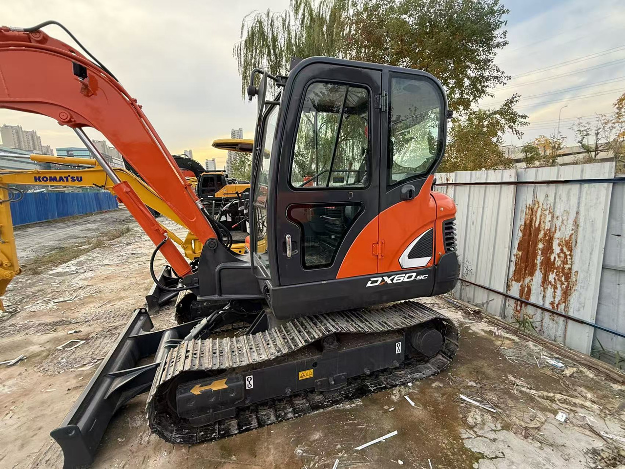 DOOSAN Used large Doosan DX60 excavators, original DX60 used excavators, 6-ton DX60 hydraulic excavators, best-selling at low prices. - Mini excavator: picture 4 DOOSAN Used large Doosan DX60 excavators, original DX60 used excavators, 6-ton DX60 hydraulic excavators, best-selling at low prices. - Mini excavator: picture 4