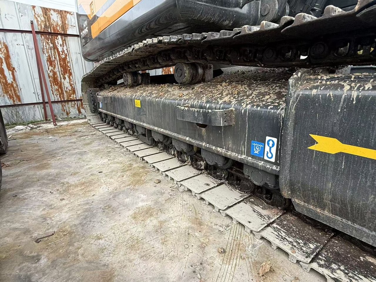 HYUNDAI Used Hyundai excavator 220-9 2022 model, engine, gear pump, Korean brand, excellent condition, low hourly rate, 52,000 kg operating weight. - Mini excavator: picture 2 HYUNDAI Used Hyundai excavator 220-9 2022 model, engine, gear pump, Korean brand, excellent condition, low hourly rate, 52,000 kg operating weight. - Mini excavator: picture 2