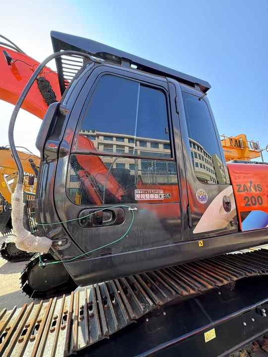 Excavator Second Hand  Japan Brand  Hitachi Zx200 Excavator for Sale Original  Hitachi 20tons Medium Excavator in Stock [ Copy ] [ Copy ] [ Copy ] [ Copy ] [ Copy ]: picture 6