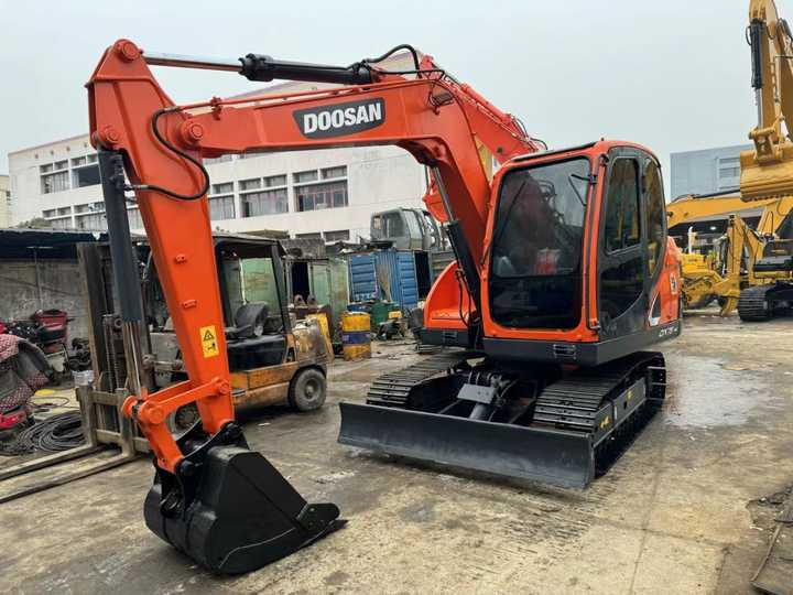 Excavator Used Excavator Doosan DX70 75 Excavator Second Hand Digger Used Machinery 7 Ton Used Hydraulic Crawler Excavator [ Copy ] [ Copy ] [ Copy ]: picture 6