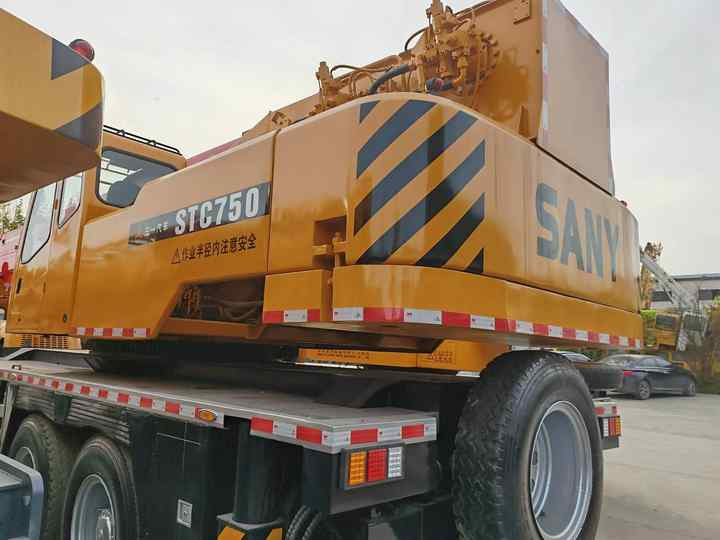 Used SANY STC750 Used Crane 75t China Brand Crane Second Hand 75ton Crane - Mobile crane: picture 5 Used SANY STC750 Used Crane 75t China Brand Crane Second Hand 75ton Crane - Mobile crane: picture 5