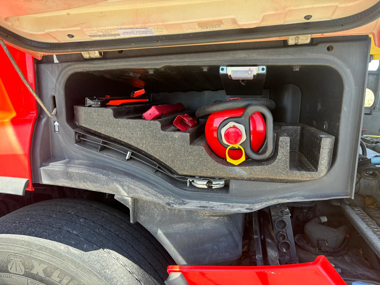 Car transporter truck MERCEDES-BENZ ACTROS 450: picture 13