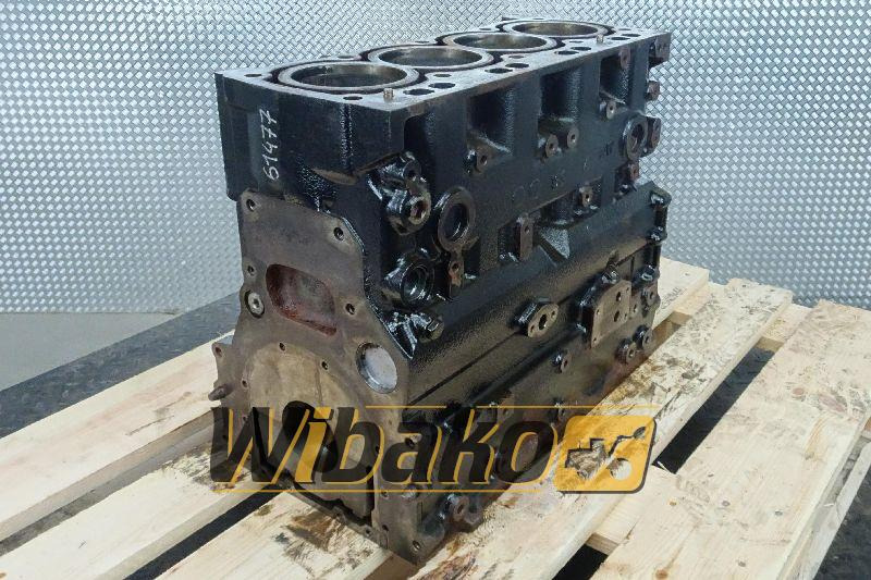Crankcase for engine Perkins 1104 3711H26A/3 - Crankcase for Construction machinery: picture 1 Crankcase for engine Perkins 1104 3711H26A/3 - Crankcase for Construction machinery: picture 1