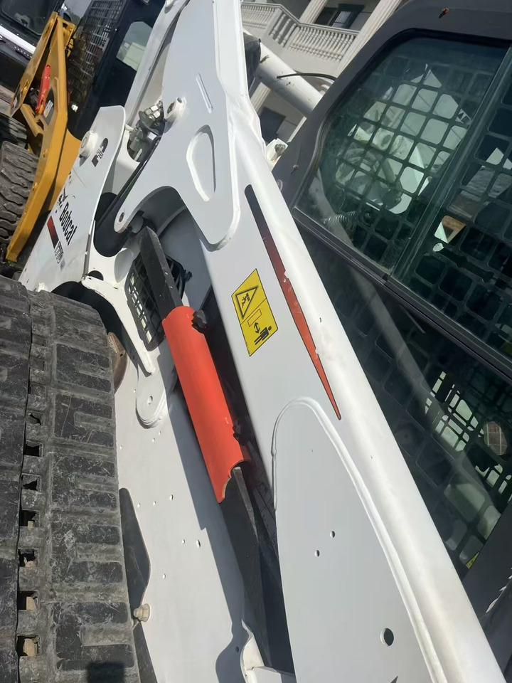 BOBCAT T770 - Compact track loader: picture 2 BOBCAT T770 - Compact track loader: picture 2