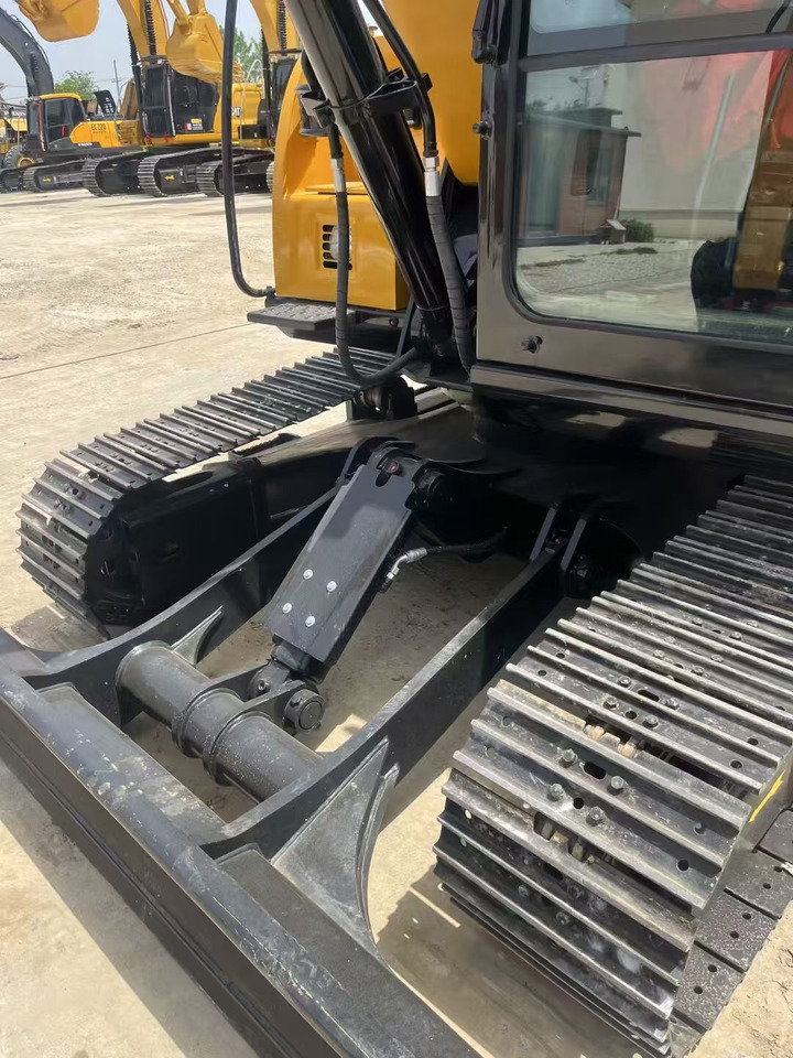 Crawler excavator CATERPILLAR 323D2L: picture 23 Crawler excavator CATERPILLAR 323D2L: picture 23