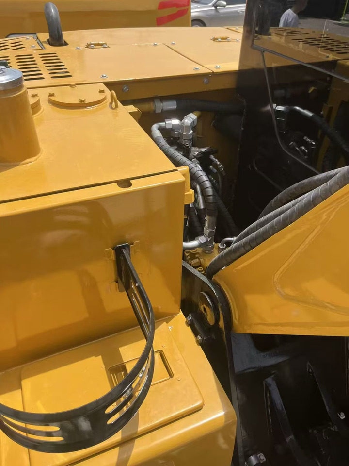 Crawler excavator CATERPILLAR 323D2L: picture 6 Crawler excavator CATERPILLAR 323D2L: picture 6