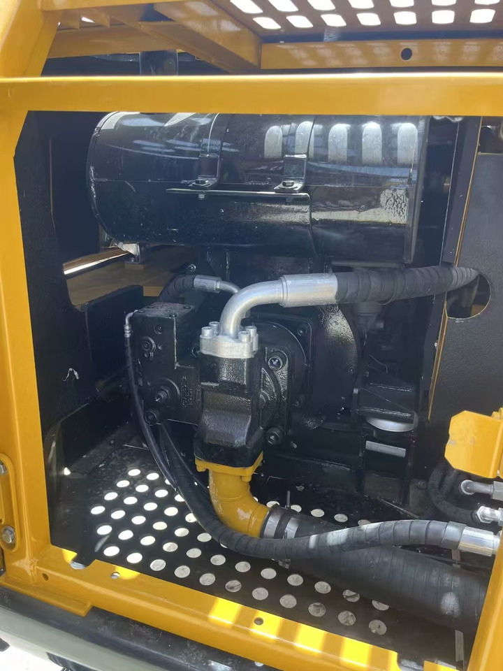 Crawler excavator CATERPILLAR 323D2L: picture 7 Crawler excavator CATERPILLAR 323D2L: picture 7