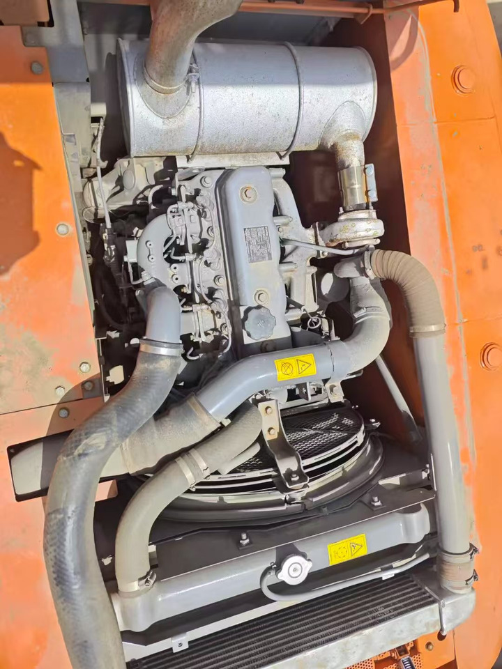 HITACHI ZX160 - Crawler excavator: picture 5 HITACHI ZX160 - Crawler excavator: picture 5