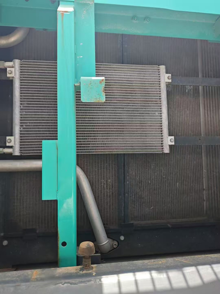 KOBELCO SK350D - Crawler excavator: picture 3 KOBELCO SK350D - Crawler excavator: picture 3