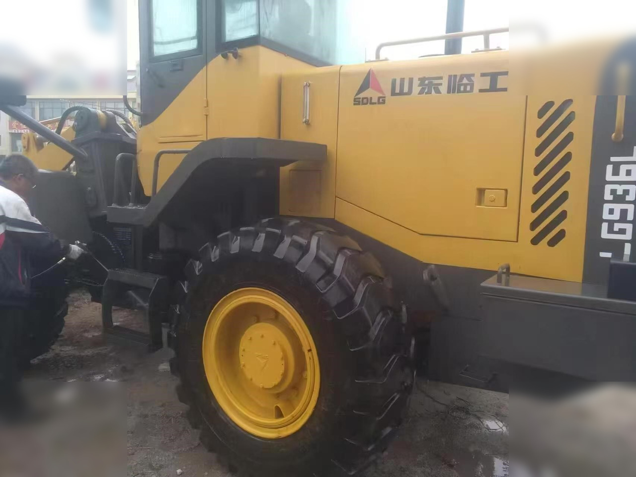 SDLG L968F - Wheel loader: picture 3 SDLG L968F - Wheel loader: picture 3