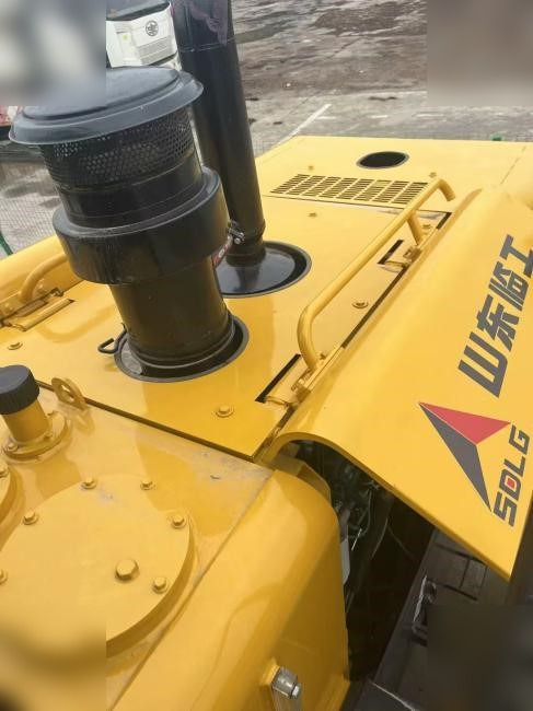 SDLG L968F - Wheel loader: picture 2 SDLG L968F - Wheel loader: picture 2