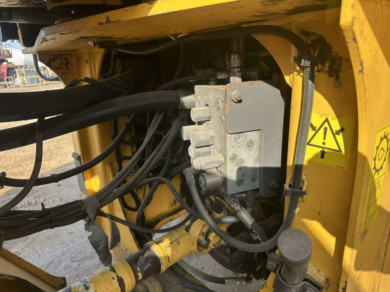 VOLVO 105L - Wheel loader: picture 5 VOLVO 105L - Wheel loader: picture 5