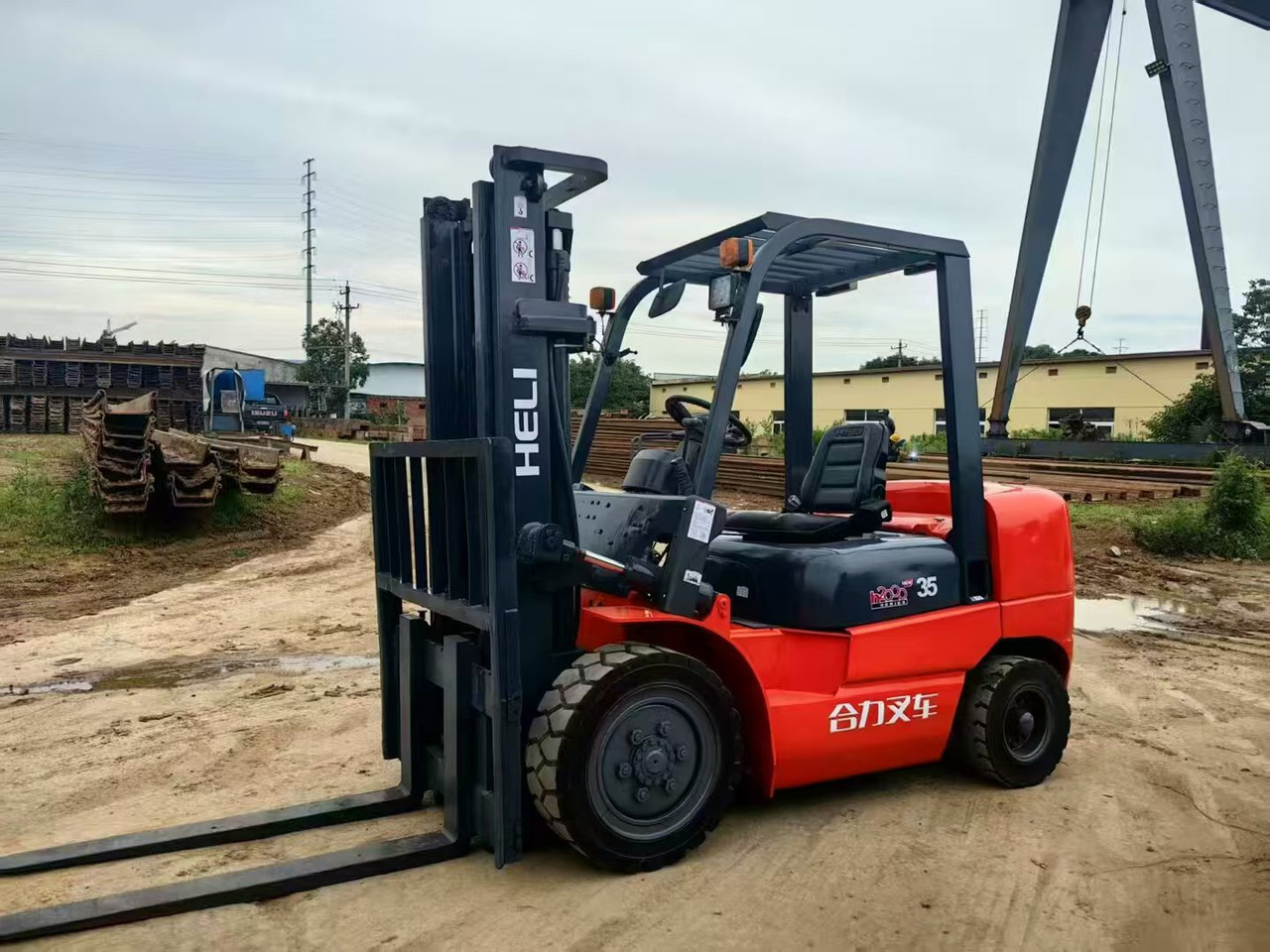 Heli 3.5ton - Diesel forklift: picture 3 Heli 3.5ton - Diesel forklift: picture 3