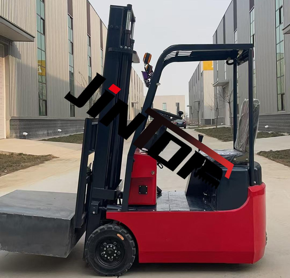 Three-Point Forklift - Forklift: picture 2 Three-Point Forklift - Forklift: picture 2