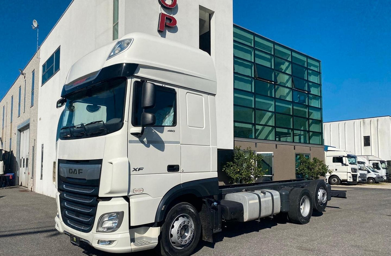 DAF XF 480 FT FULL PNEUMATIC 2019 - Cab chassis truck: picture 1 DAF XF 480 FT FULL PNEUMATIC 2019 - Cab chassis truck: picture 1