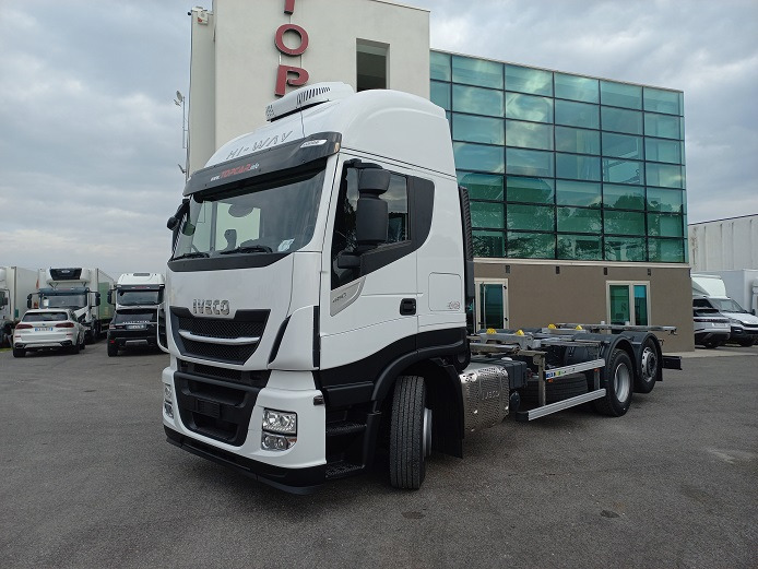 IVECO AS260S48 - Container transporter/ Swap body truck: picture 1 IVECO AS260S48 - Container transporter/ Swap body truck: picture 1