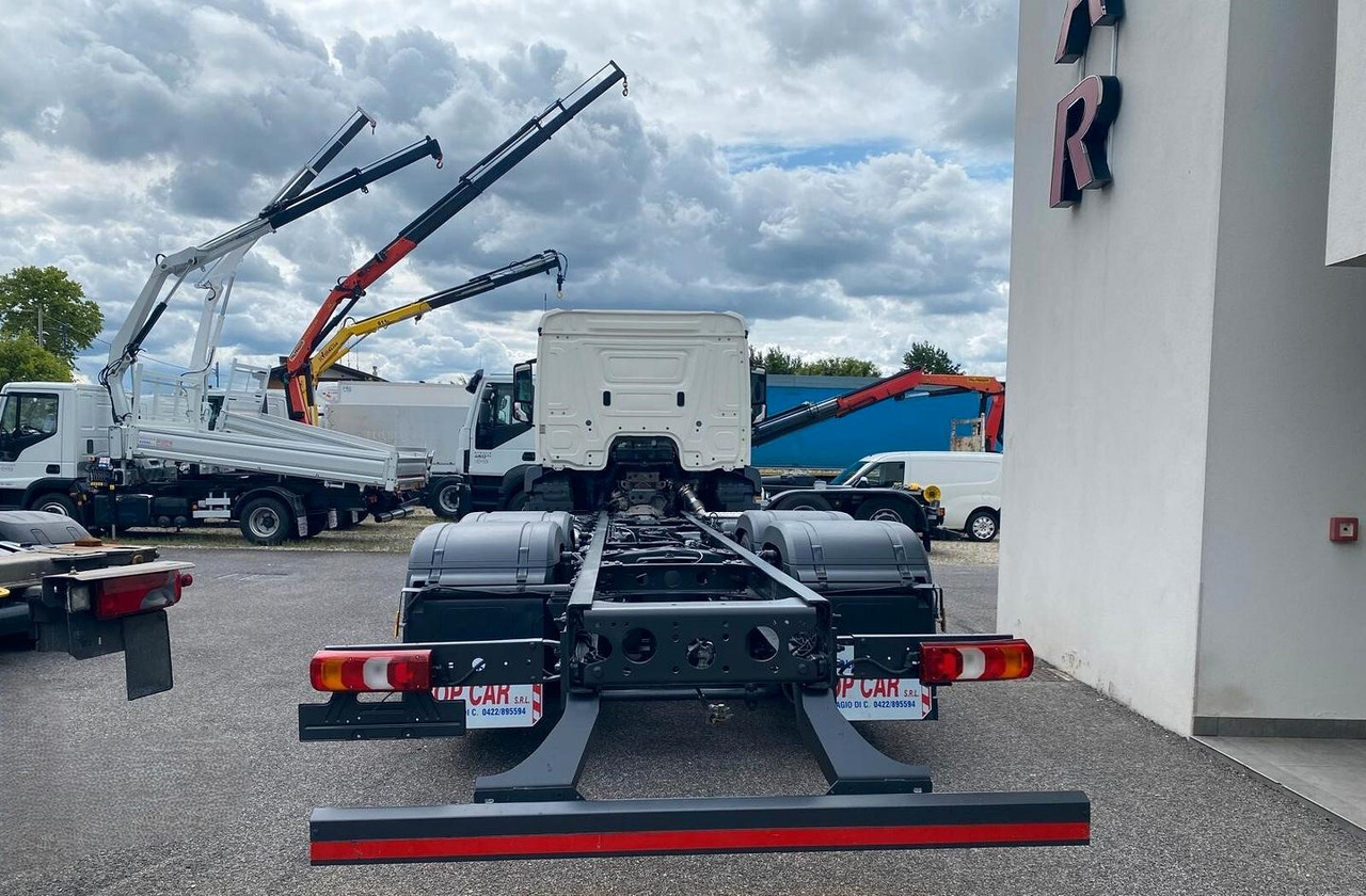 MERCEDES ANTOS 25.40 MOTRICE 3 ASSI TELAIO - Cab chassis truck: picture 5 MERCEDES ANTOS 25.40 MOTRICE 3 ASSI TELAIO - Cab chassis truck: picture 5