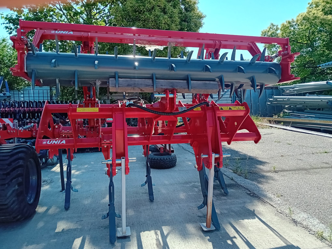 UNIA HARRIER B 3/5 - Subsoiler: picture 1 UNIA HARRIER B 3/5 - Subsoiler: picture 1