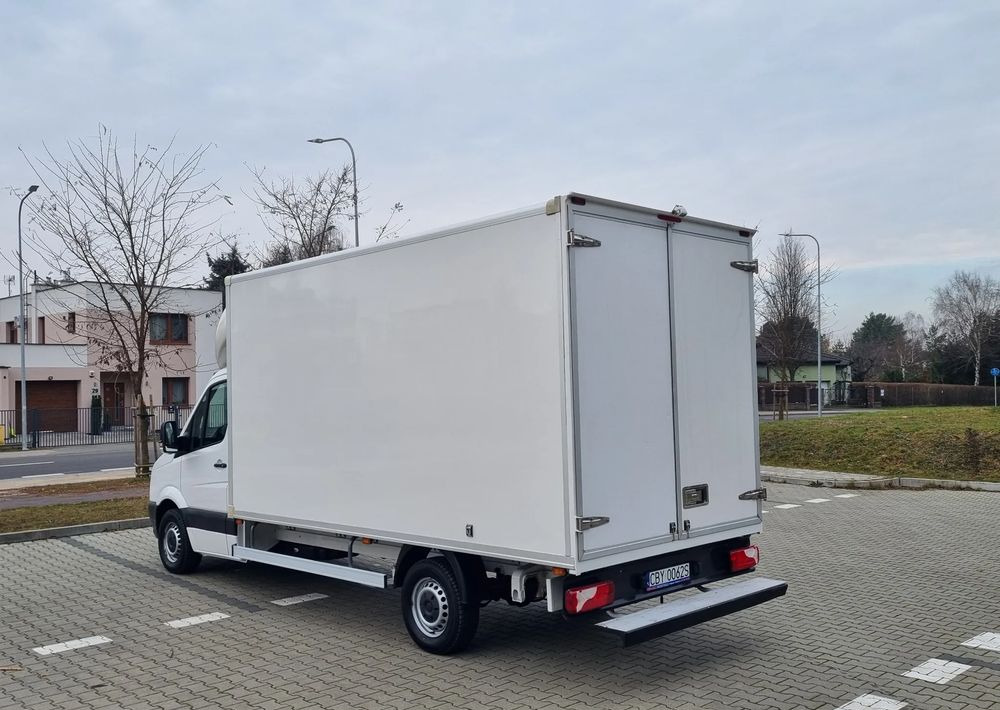 Volkswagen Crafter - Closed box van: picture 5 Volkswagen Crafter - Closed box van: picture 5