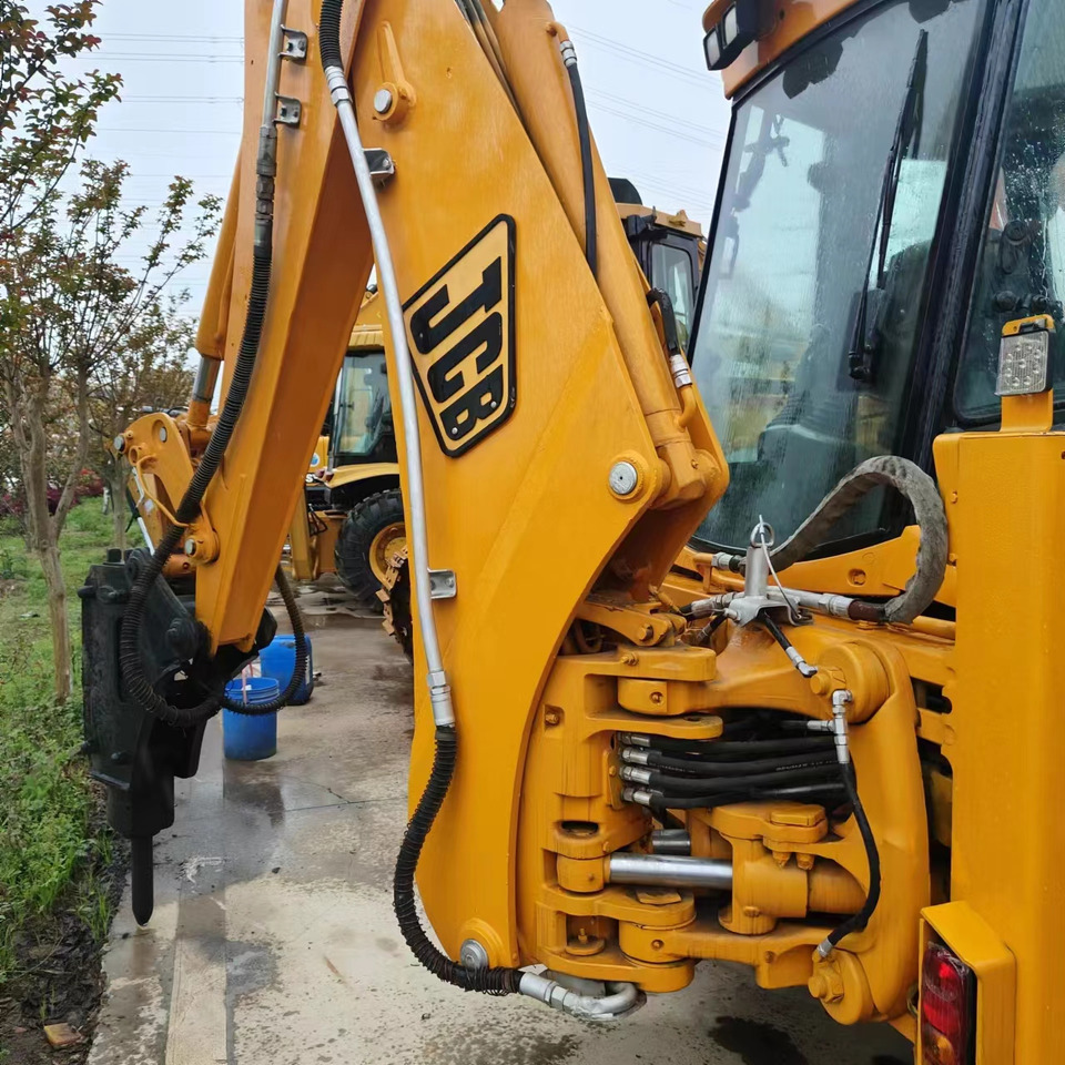 JCB 4CX - Backhoe loader: picture 3 JCB 4CX - Backhoe loader: picture 3