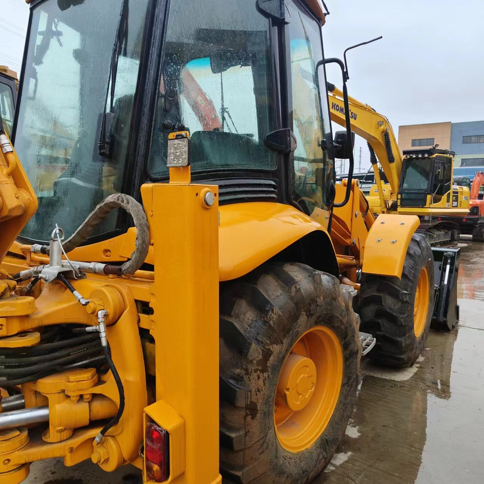JCB 4CX - Backhoe loader: picture 2 JCB 4CX - Backhoe loader: picture 2