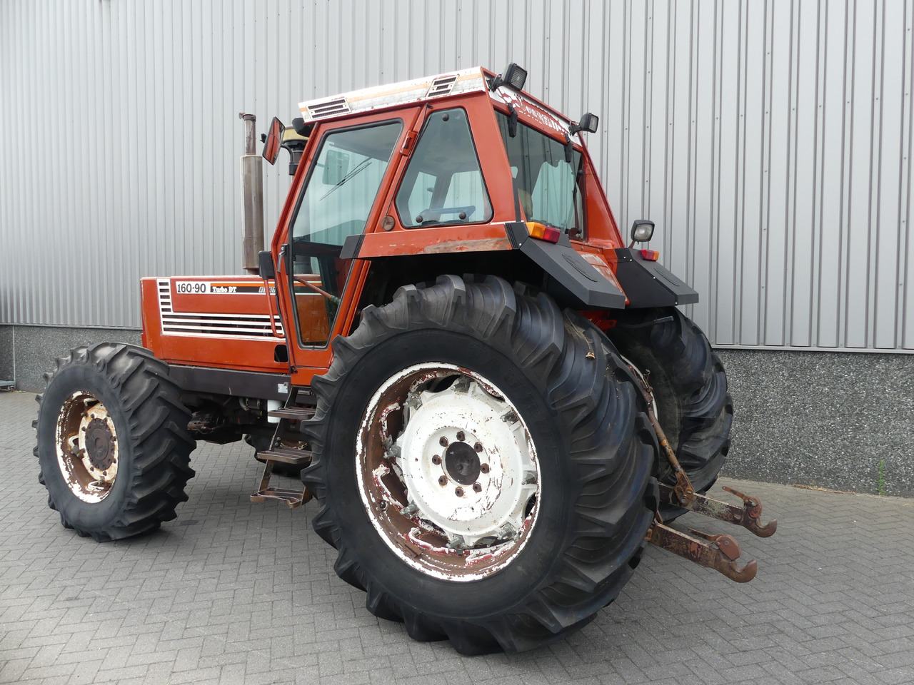 FIAT 160-90 4WD - Farm tractor: picture 4 FIAT 160-90 4WD - Farm tractor: picture 4