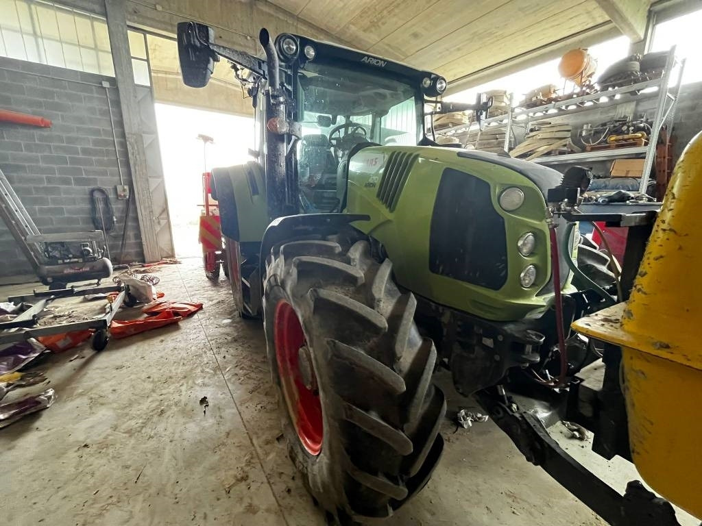 Claas Arion 470 - Farm tractor: picture 3 Claas Arion 470 - Farm tractor: picture 3