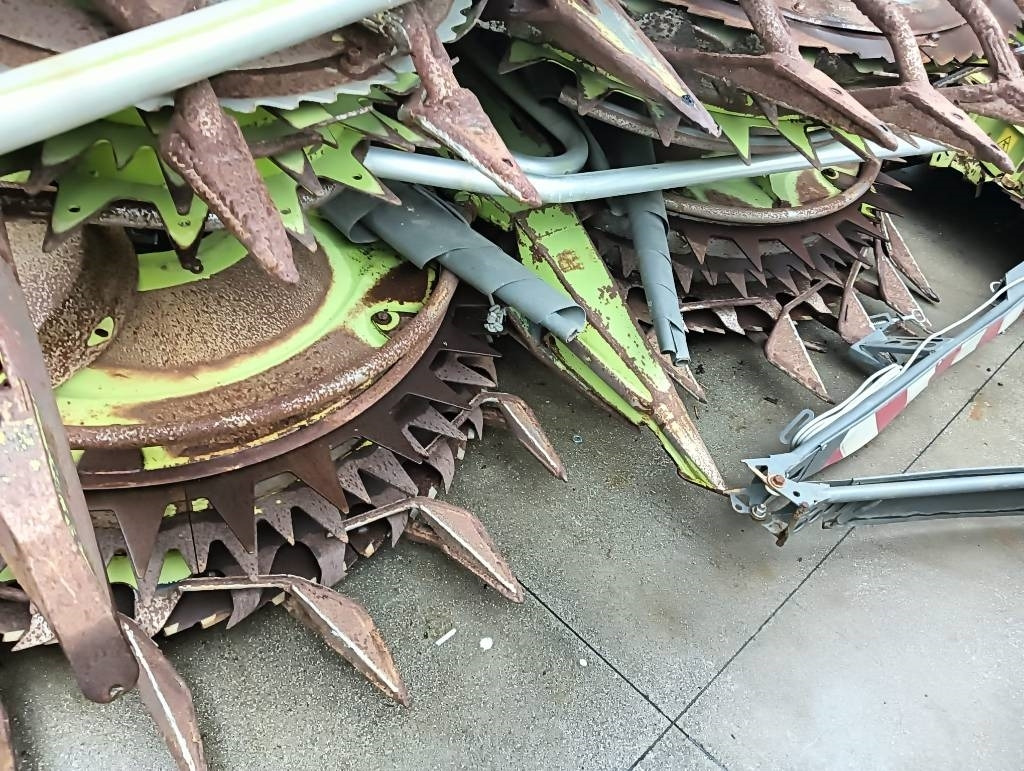 Claas ORBIS 750 - Corn header: picture 4 Claas ORBIS 750 - Corn header: picture 4