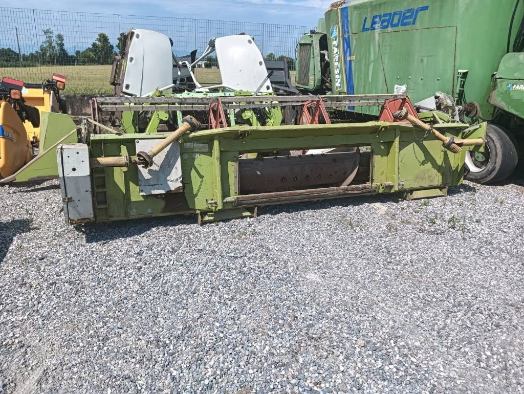 Claas S 450 - Harvester attachment: picture 4 Claas S 450 - Harvester attachment: picture 4
