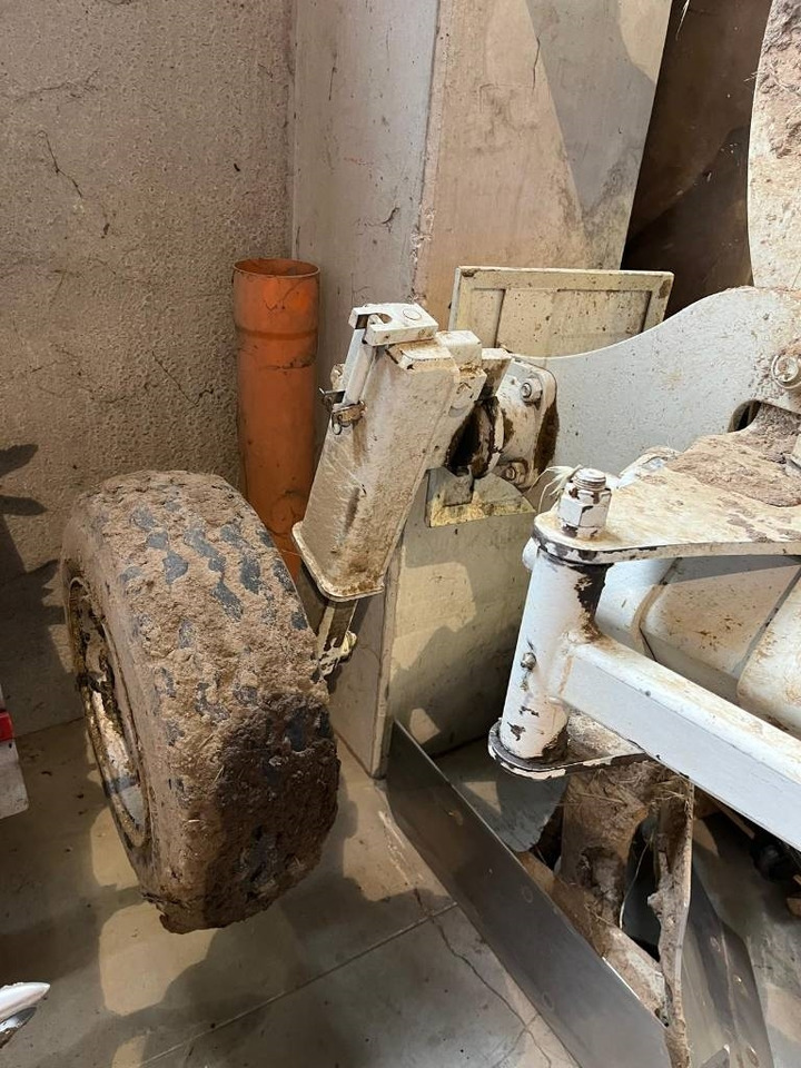 Ermo tv3 98 - Plough: picture 4 Ermo tv3 98 - Plough: picture 4