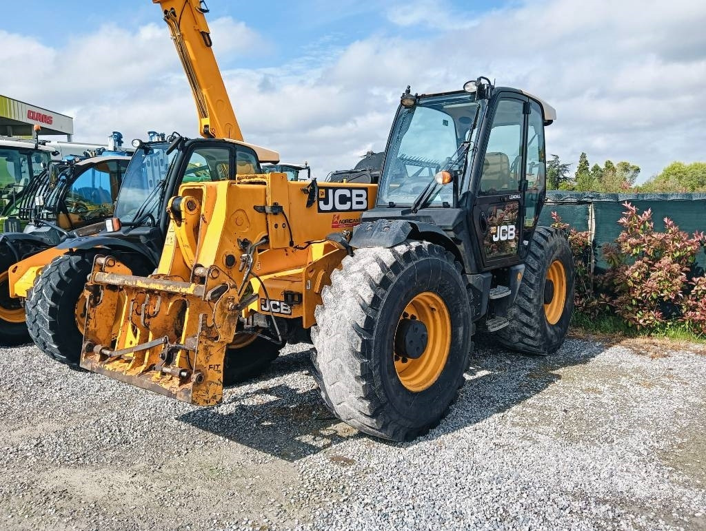 JCB 550-80 - Telescopic handler: picture 3 JCB 550-80 - Telescopic handler: picture 3