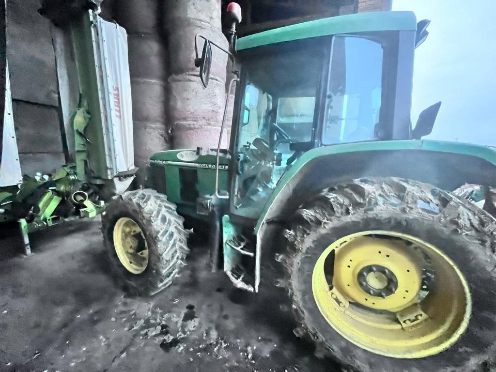 John Deere 6200 - Farm tractor: picture 3 John Deere 6200 - Farm tractor: picture 3