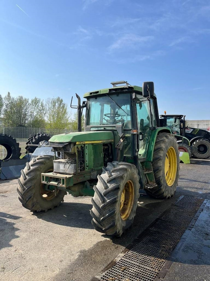 John Deere 6310 - Farm tractor: picture 1 John Deere 6310 - Farm tractor: picture 1