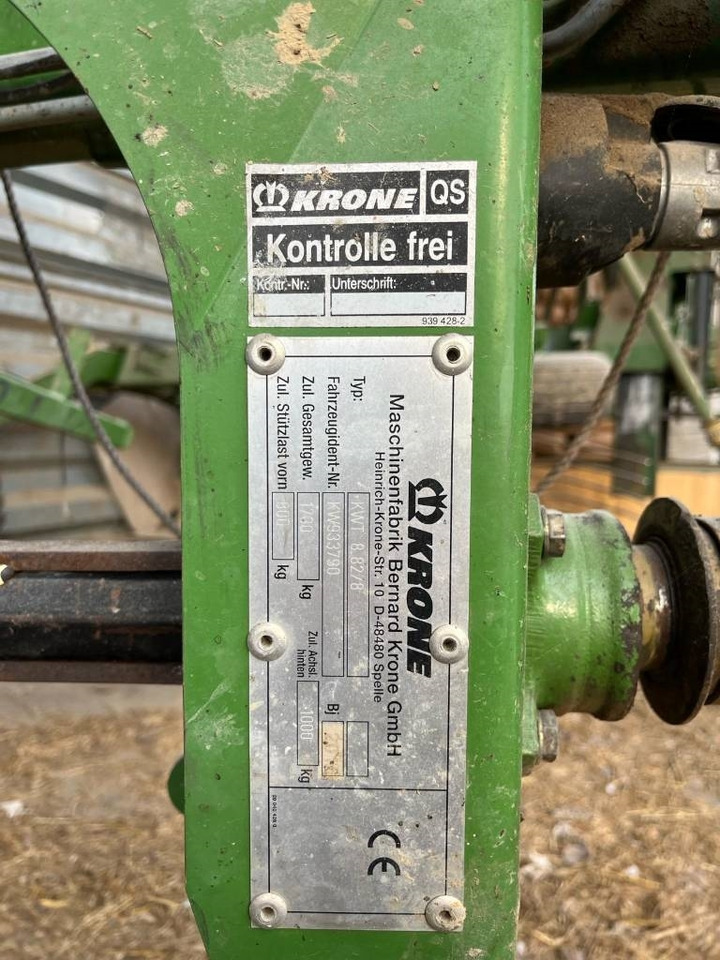 Krone KWT 882 - Tedder/ Rake: picture 4 Krone KWT 882 - Tedder/ Rake: picture 4