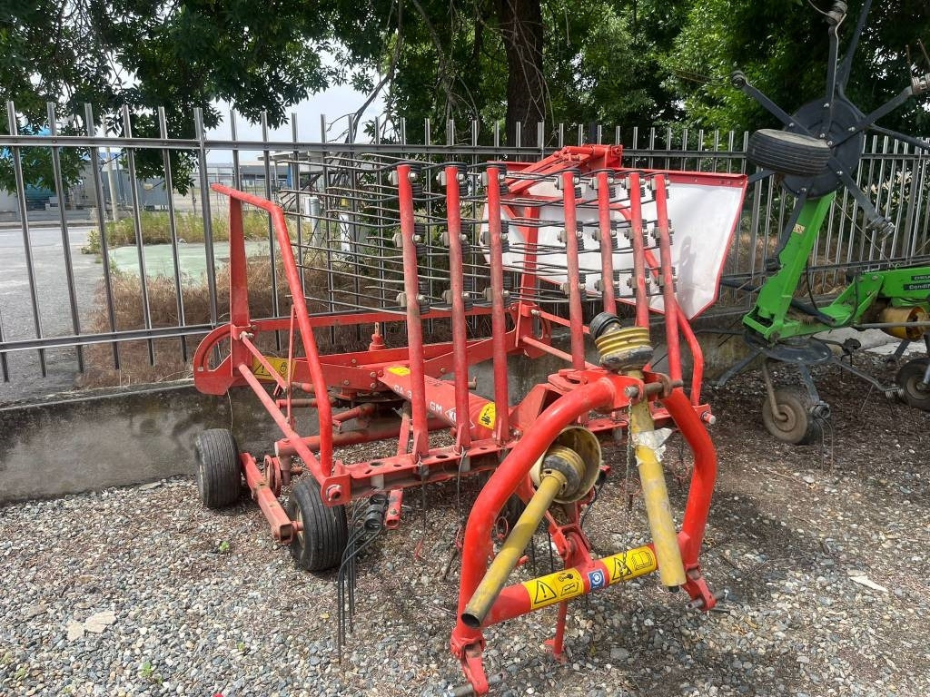 Kuhn GA 3201 G M - Tedder/ Rake: picture 1 Kuhn GA 3201 G M - Tedder/ Rake: picture 1