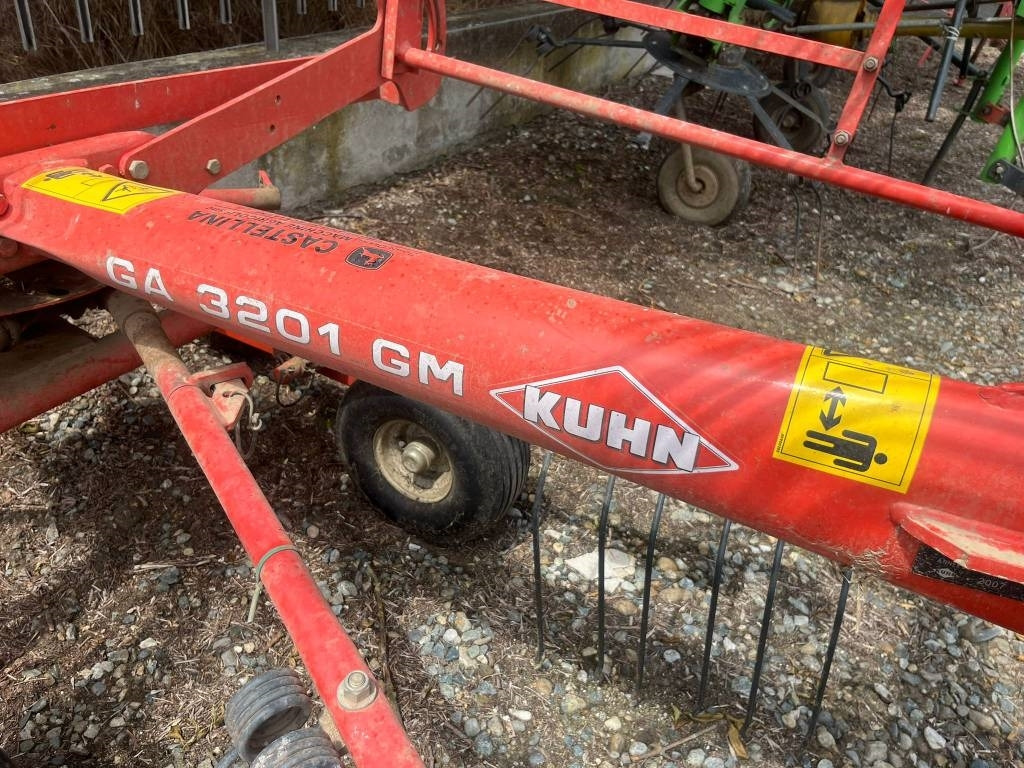 Kuhn GA 3201 G M - Tedder/ Rake: picture 2 Kuhn GA 3201 G M - Tedder/ Rake: picture 2
