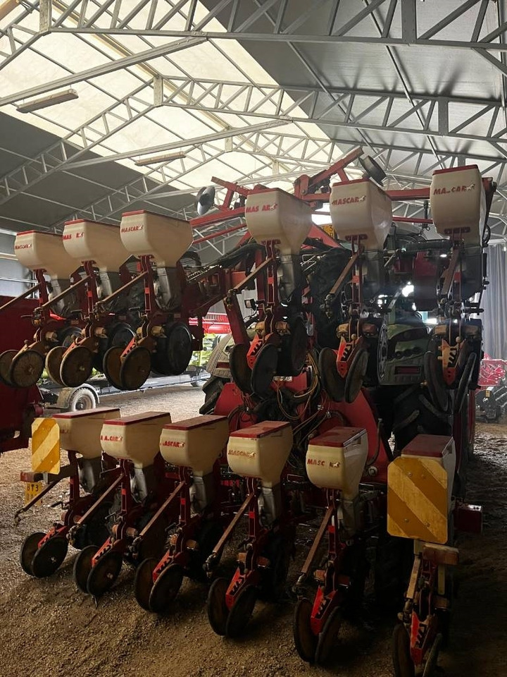 Mascar M 12 - Precision seeder: picture 1 Mascar M 12 - Precision seeder: picture 1