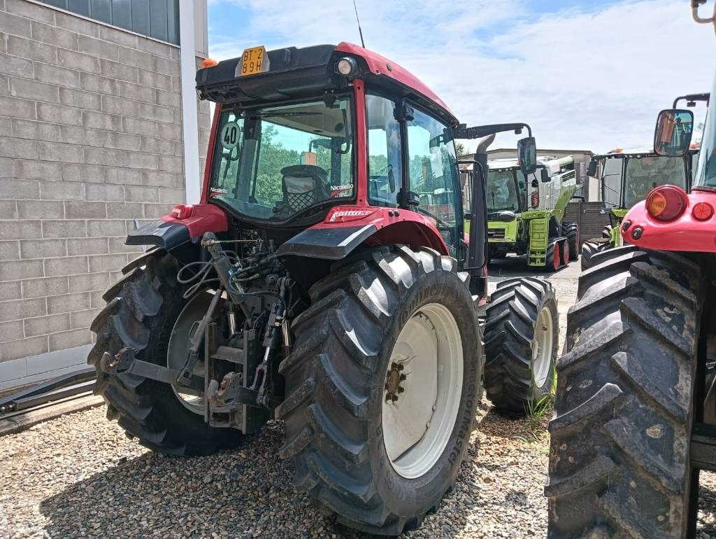 Valtra A 114  - Farm tractor: picture 2 Valtra A 114  - Farm tractor: picture 2