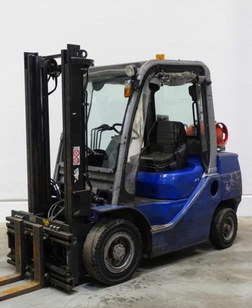 Cesab - LPG forklift: picture 1 Cesab - LPG forklift: picture 1
