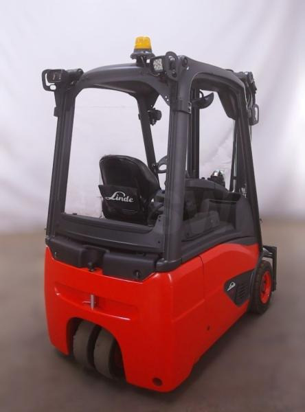 Fenwick E16 02 - Electric forklift: picture 2 Fenwick E16 02 - Electric forklift: picture 2