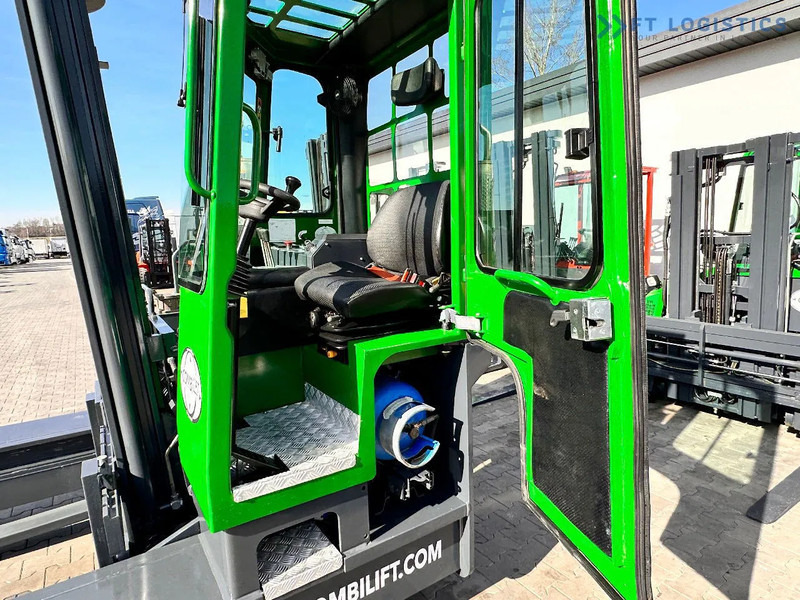 4-way reach truck Combilift C4000 / LPG / DUPLEX / 4500MM / FREE LIFT / LIKE NEW C4000 / LPG / DUPLEX / 4500MM / FREE LIFT / LIKE NEW: picture 6 4-way reach truck Combilift C4000 / LPG / DUPLEX / 4500MM / FREE LIFT / LIKE NEW C4000 / LPG / DUPLEX / 4500MM / FREE LIFT / LIKE NEW: picture 6