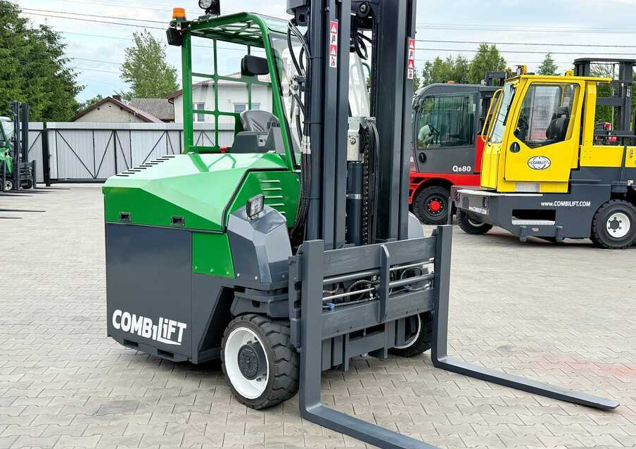 Combilift CBE4000 / TRIPLEX / 5200 / FREE-LIFT - 4-way reach truck: picture 2 Combilift CBE4000 / TRIPLEX / 5200 / FREE-LIFT - 4-way reach truck: picture 2