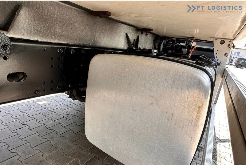 Refrigerated truck Iveco Stralis 420 STRALIS 420 / Refrigerated Truck / Carrier Supra 950 / 19 Pallets / Tail Lift / Tires: picture 18