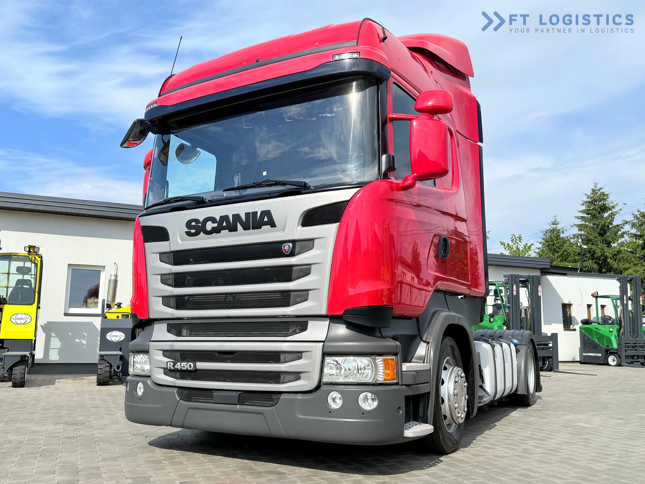 SCANIA R450 / LOW-DECK / RETARDER / 1200L FUEL TANKS / TWO BEDS / 80% TYRES / FRIDGE / PARKING AIR CONDITIONING / WEBASTO / EXCELLENT CONDITION - Tractor unit: picture 2 SCANIA R450 / LOW-DECK / RETARDER / 1200L FUEL TANKS / TWO BEDS / 80% TYRES / FRIDGE / PARKING AIR CONDITIONING / WEBASTO / EXCELLENT CONDITION - Tractor unit: picture 2