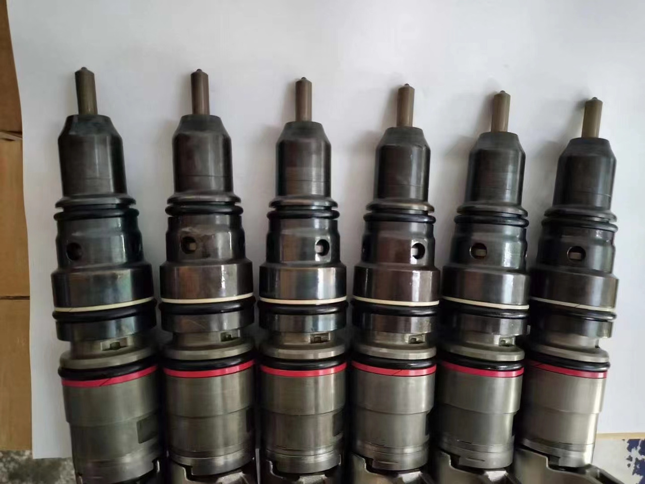 CATERPILLAR 557-7627 - Injector for Excavator: picture 4 CATERPILLAR 557-7627 - Injector for Excavator: picture 4