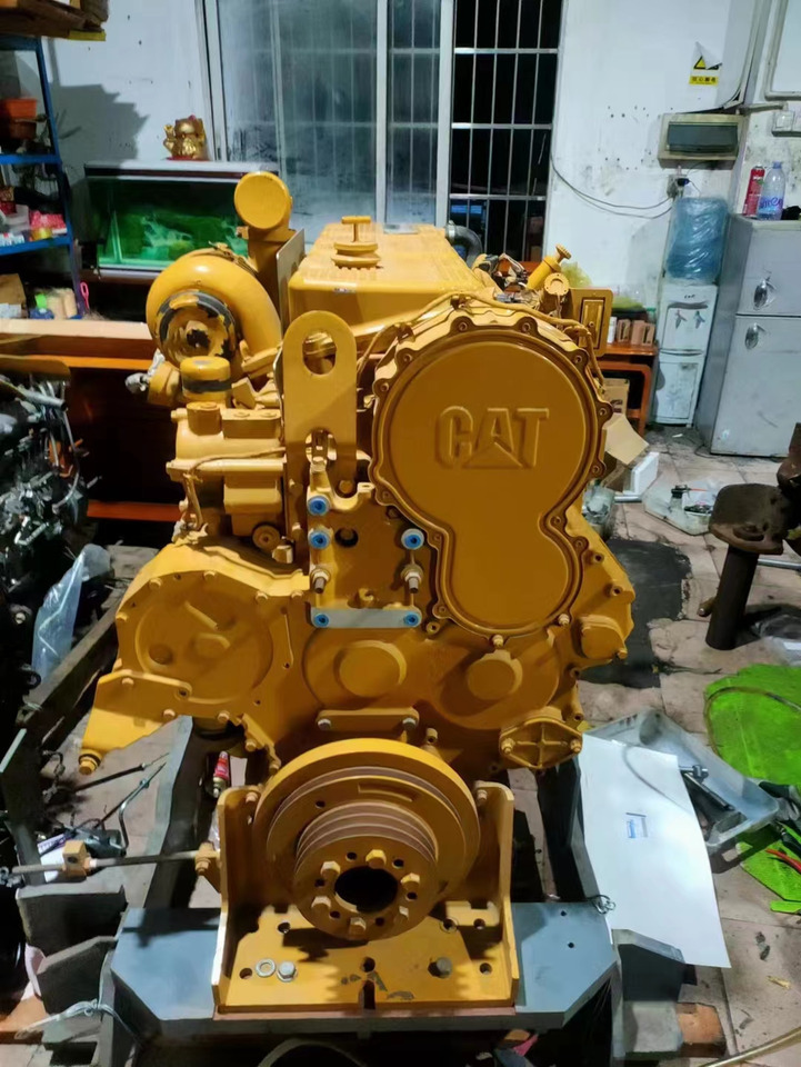 CATERPILLAR C15 - Engine for Excavator: picture 1 CATERPILLAR C15 - Engine for Excavator: picture 1