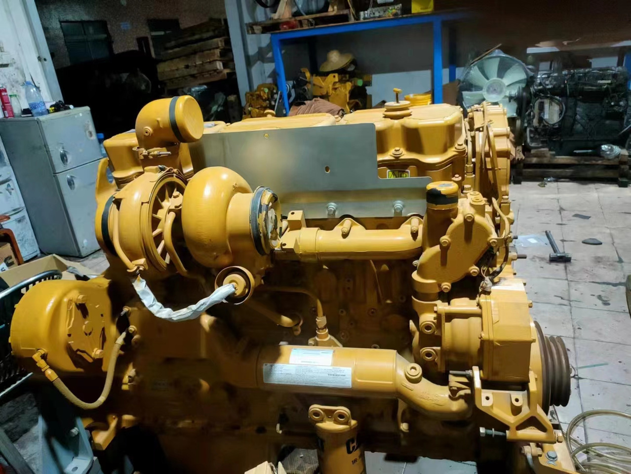 CATERPILLAR C15 - Engine for Bulldozer: picture 1 CATERPILLAR C15 - Engine for Bulldozer: picture 1