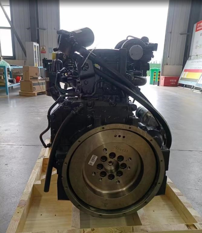 CUMMINS QSB6.7 - Engine for Excavator: picture 2 CUMMINS QSB6.7 - Engine for Excavator: picture 2